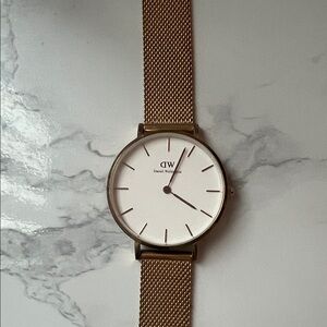 Daniel Wellington Rose Gold Mesh Watch with White Dial